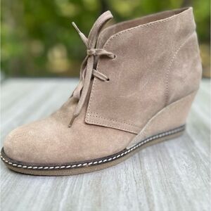 J. Crew Women's Suede Bootie Size 8 Color Tan Wedges